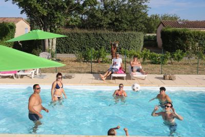Gite avec piscine chauffée sud Ardèche